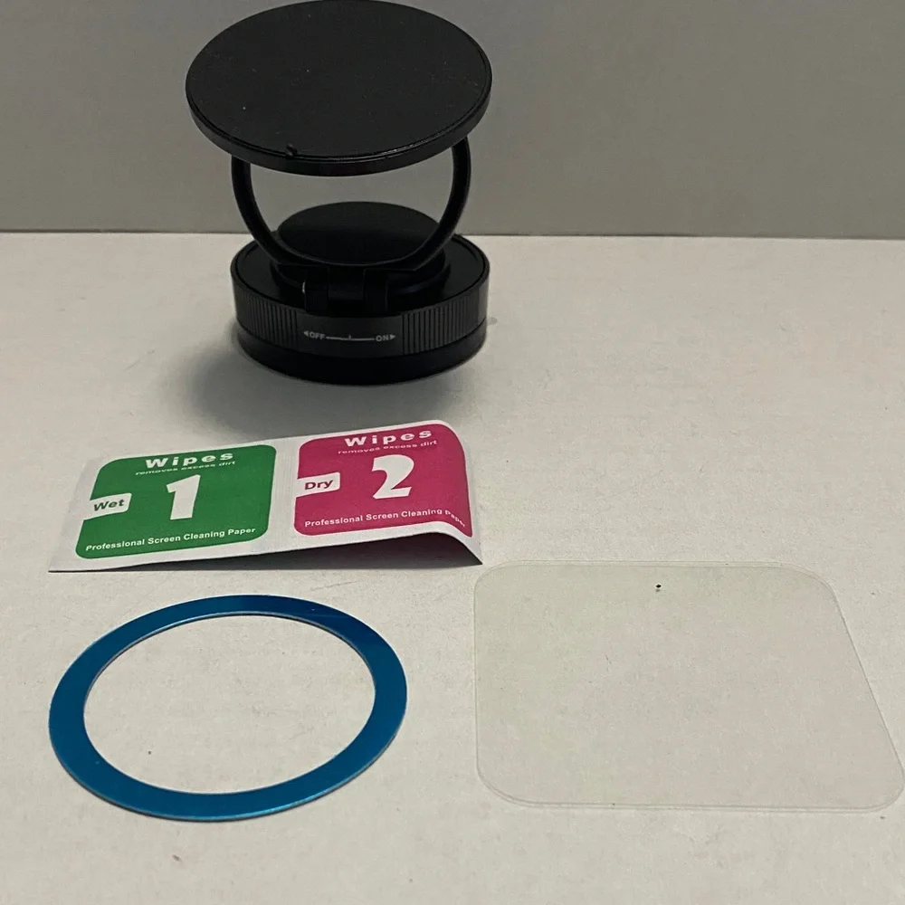 Vacuum Adsorption Magnetic Suction Support Dashboard Phone Mount Black‎